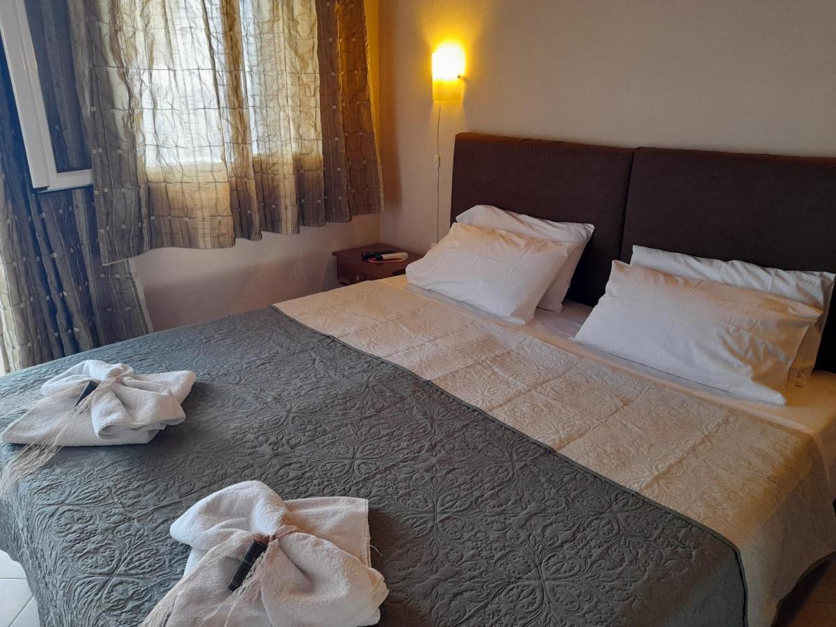 Delfini Aparthotel Αχλαδερή Εξωτερικό φωτογραφία