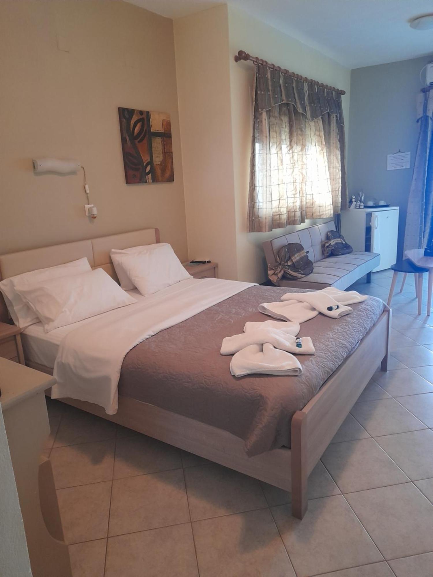 Delfini Aparthotel Αχλαδερή Εξωτερικό φωτογραφία
