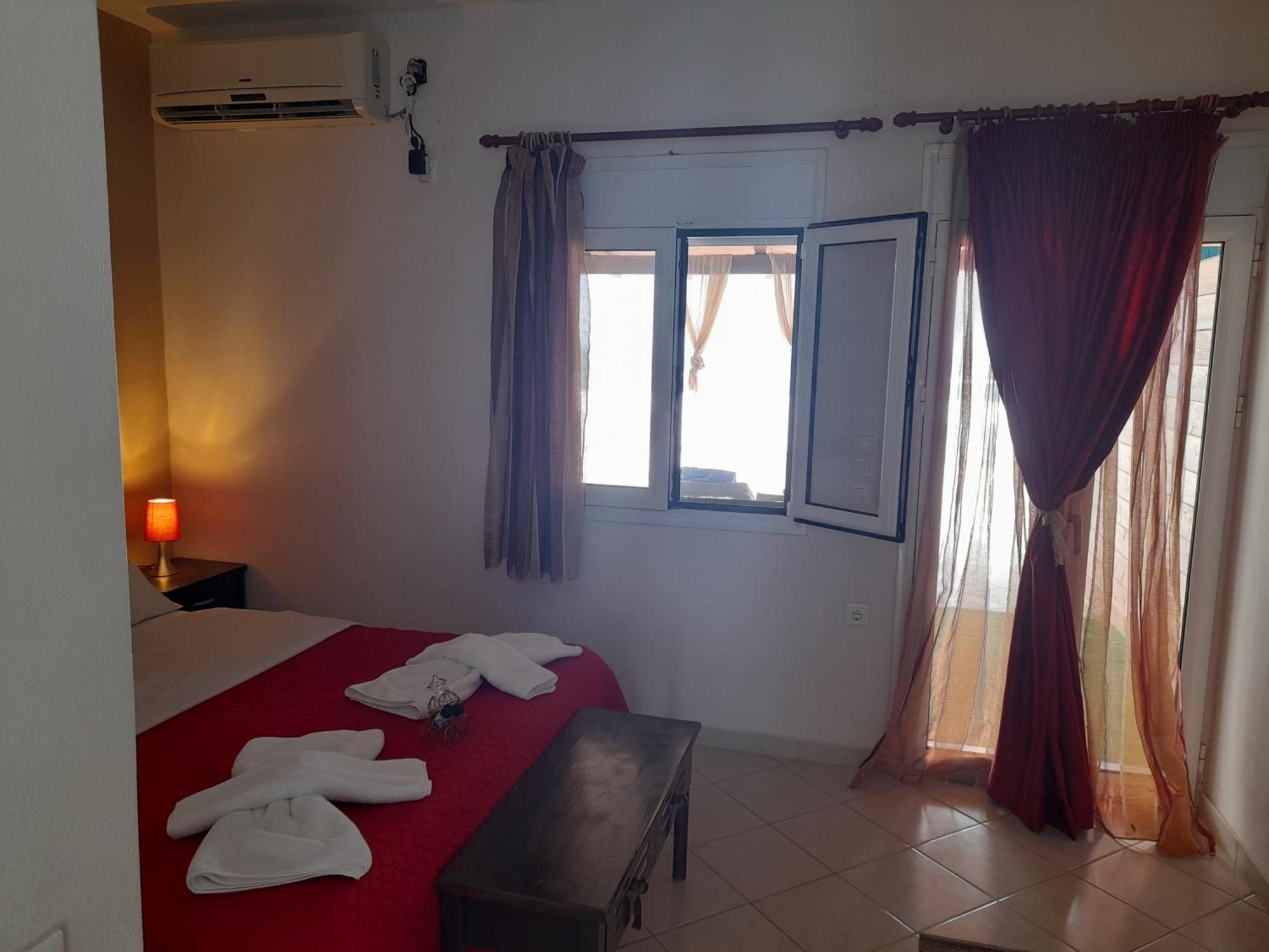 Delfini Aparthotel Αχλαδερή Εξωτερικό φωτογραφία